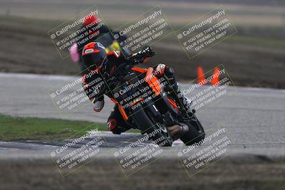 media/Nov-29-2025-TrackDaz (Sat) [[10ae2d9bce]]/B Group/Session 3 (Outside Grapevine)/